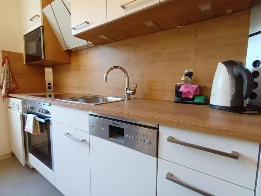 Modernes Apartment In Wien Екстер'єр фото