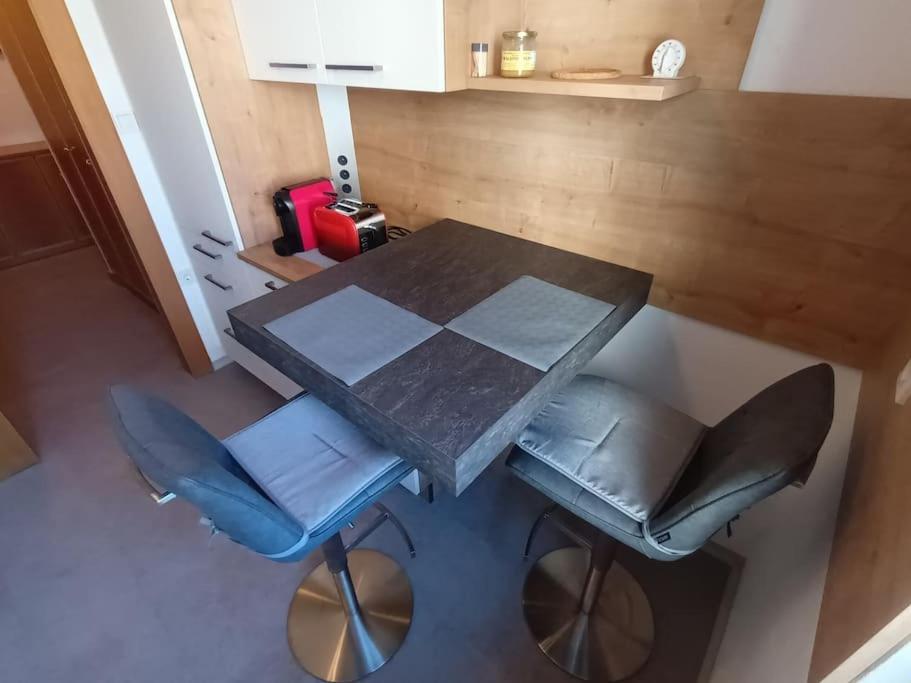 Modernes Apartment In Wien Екстер'єр фото