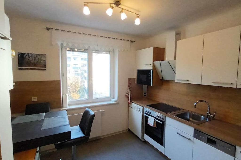 Modernes Apartment In Wien Екстер'єр фото